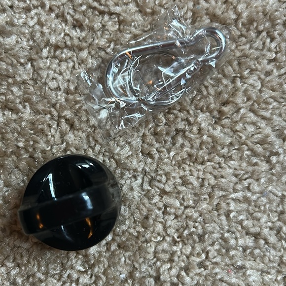 Oaklandish black aluminum water bottle - Picture 6 of 9